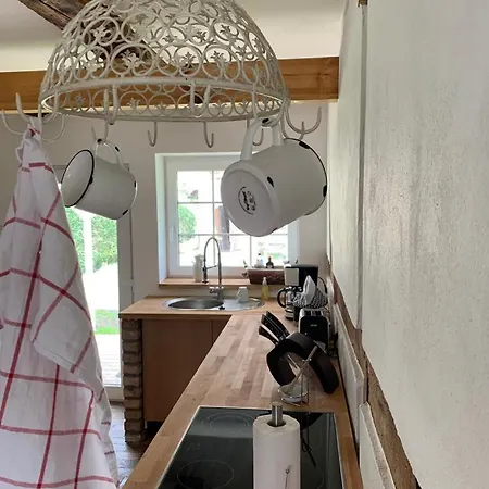 펜션 Historisches Fuer 8 Personen Mit Luxus Und Auf 2 Etagen Ideal Fuer Familien Und Hunde 2500m2 Eingezaeunt An Der Ostsee *