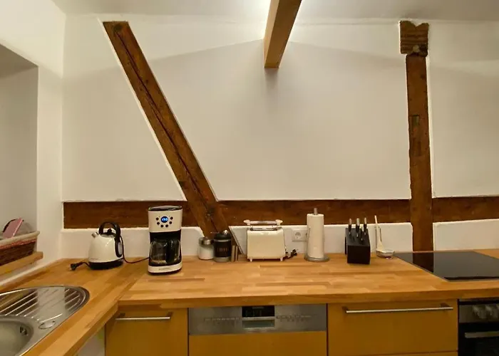 Historisches Fuer 8 Personen Mit Luxus Und Auf 2 Etagen Ideal Fuer Familien Und Hunde 2500m2 Eingezaeunt An Der Ostsee *